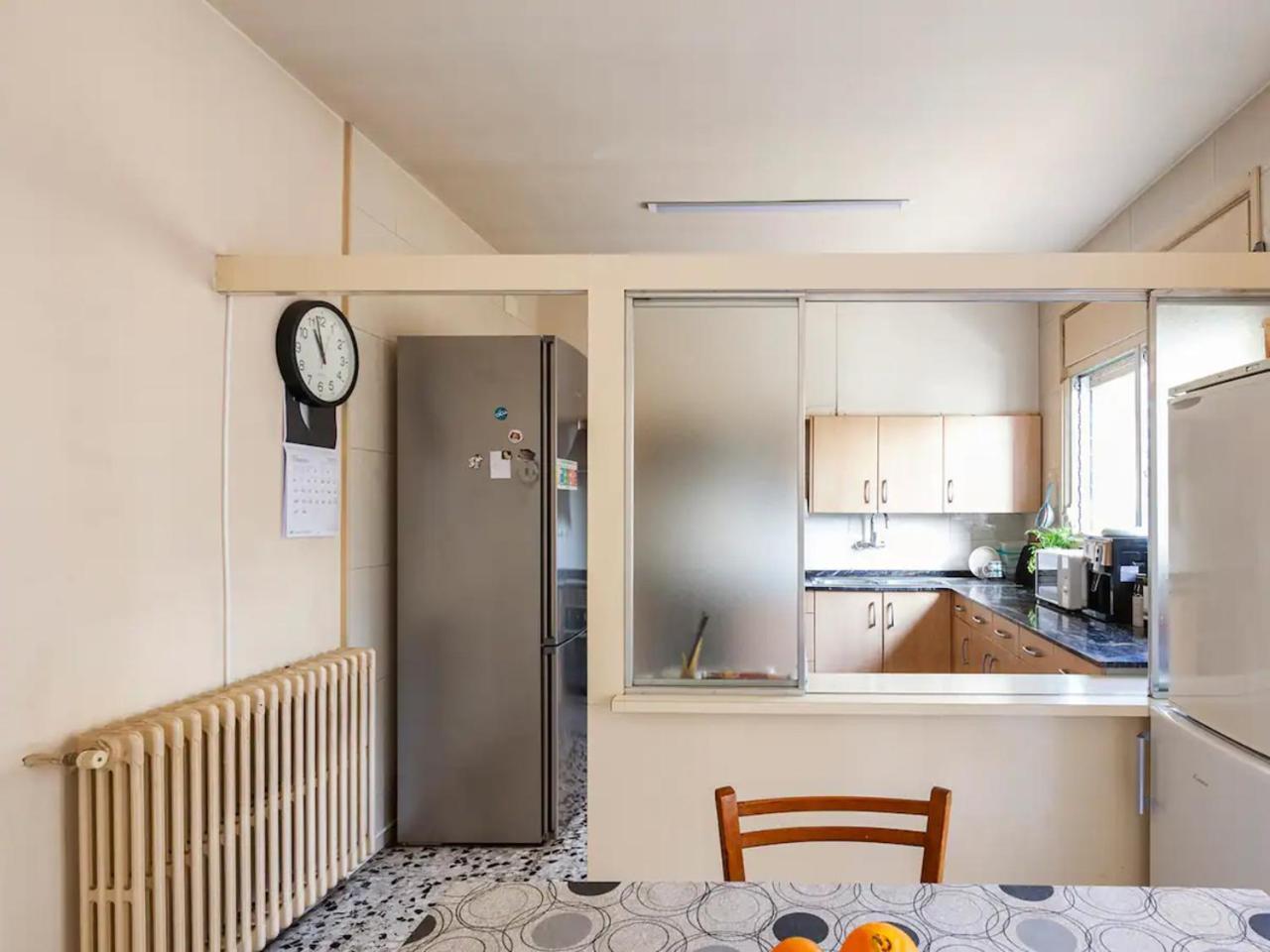 Habitacio V Cal Kim Apartment Martorell Exterior photo